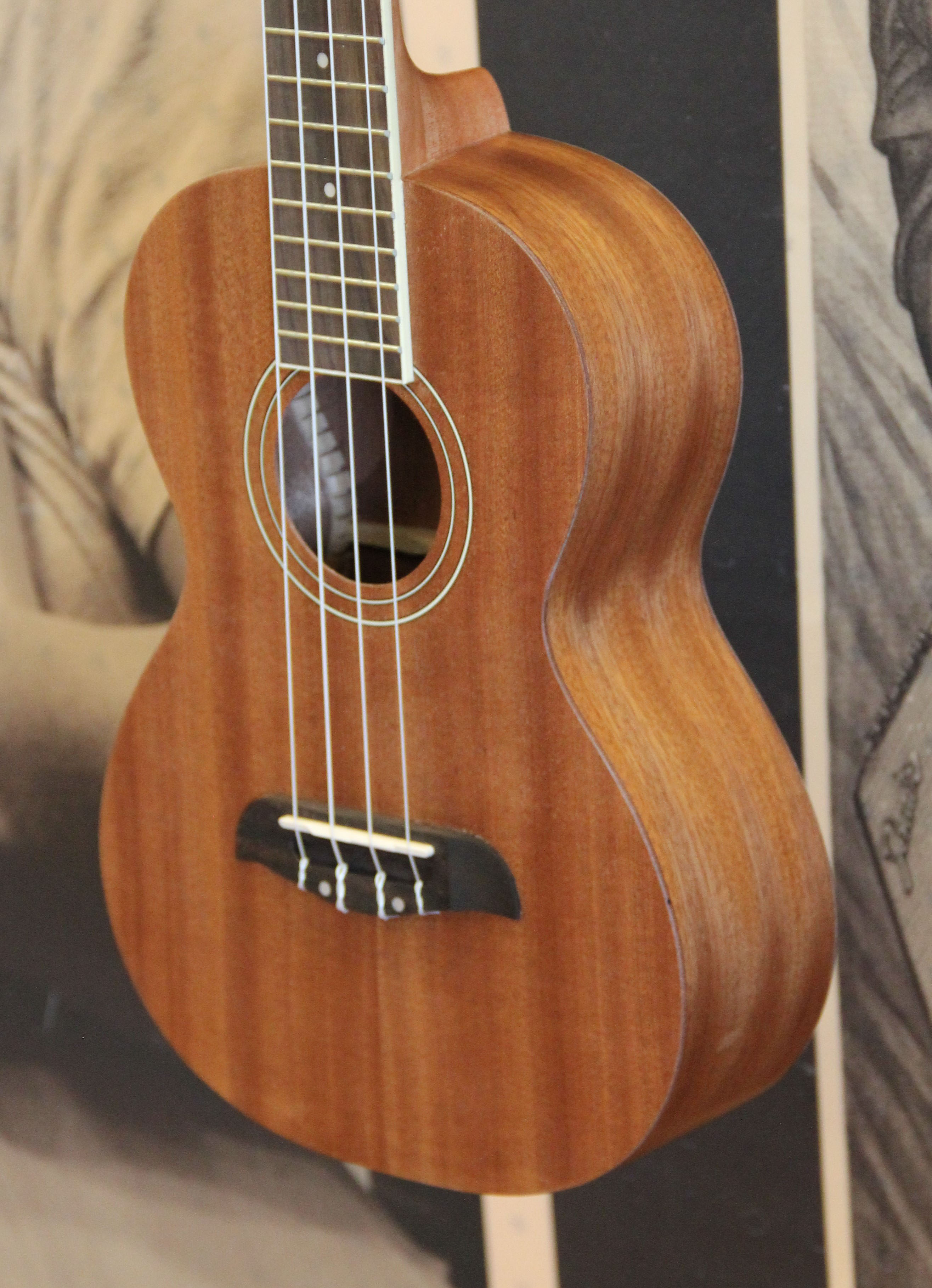 Oscar Schmidt， 4-String Ukulele， Natural (OU7TK-A-U)並行輸入