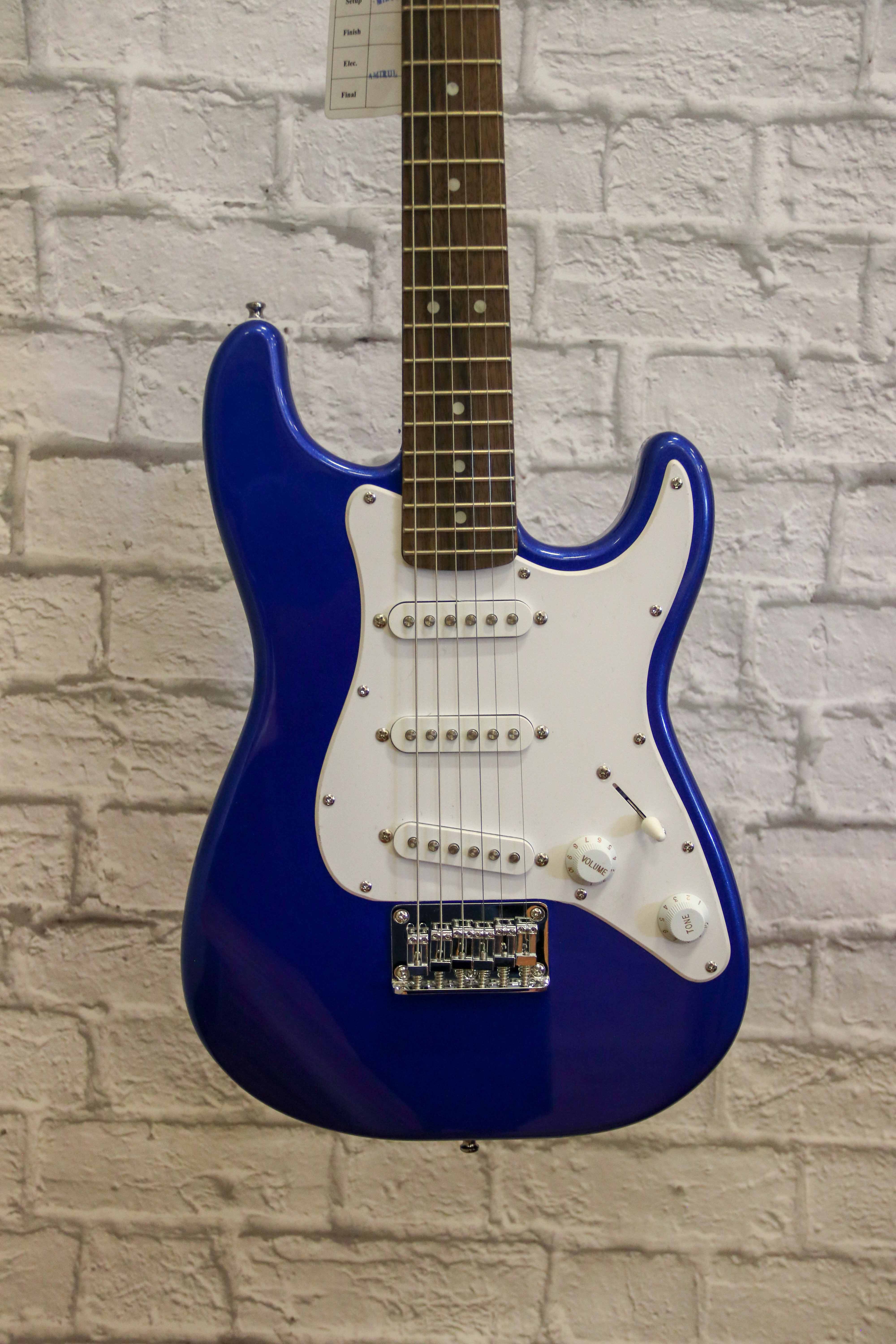 squire mini strat blue